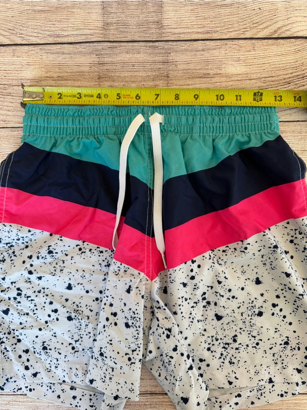 Chubbies The Aquatic Libations 5” Swim Trunks - Small